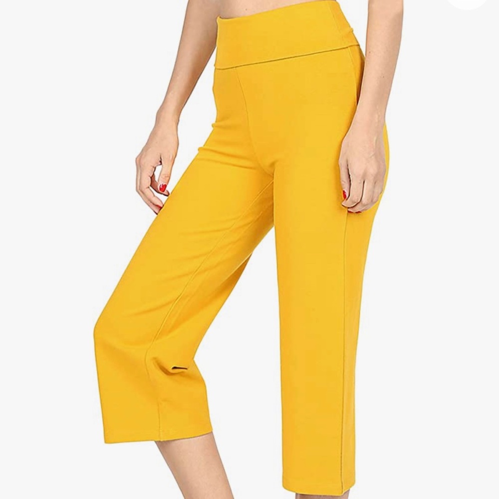 2 Victoria’s Secret Yoga pants
